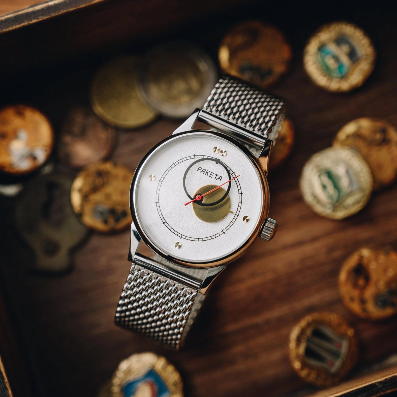 RAKETA COPERNICUS ANNÉES 1980 CADRAN BLANC 40MM