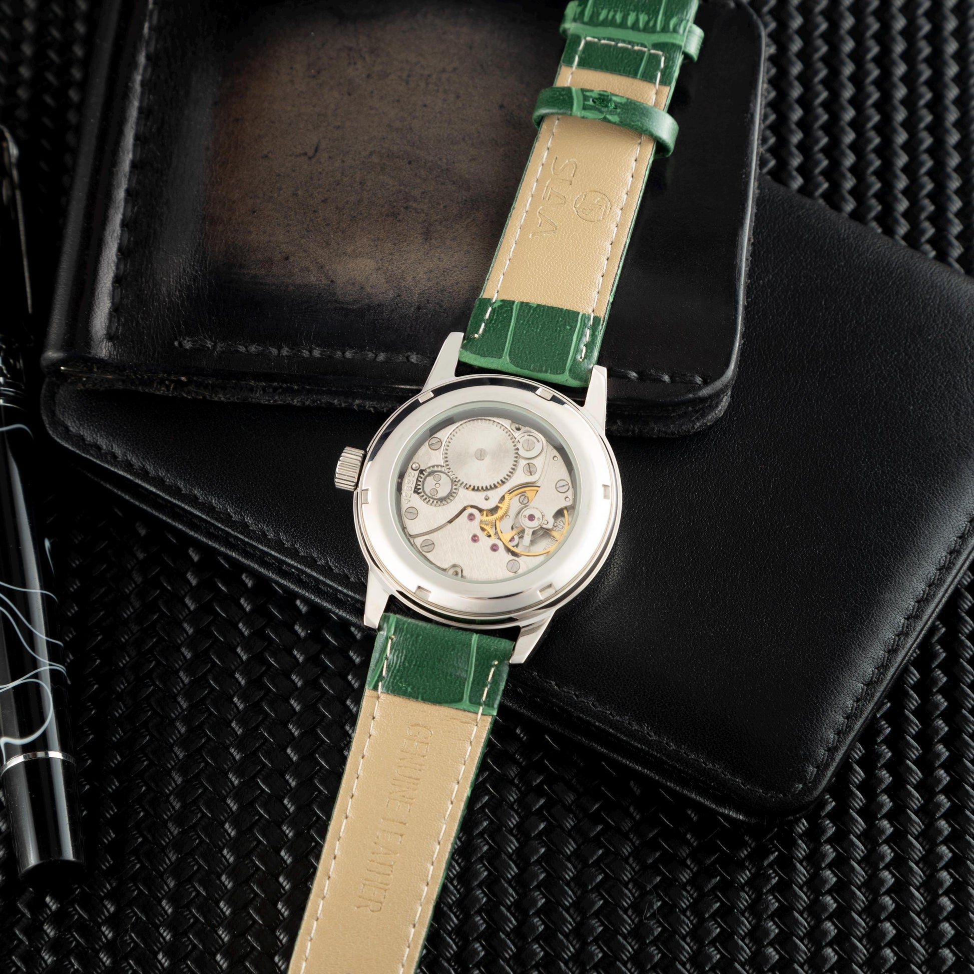 GREEN SOVIET WATCH  POBEDA "AIR FORCE" 1990S