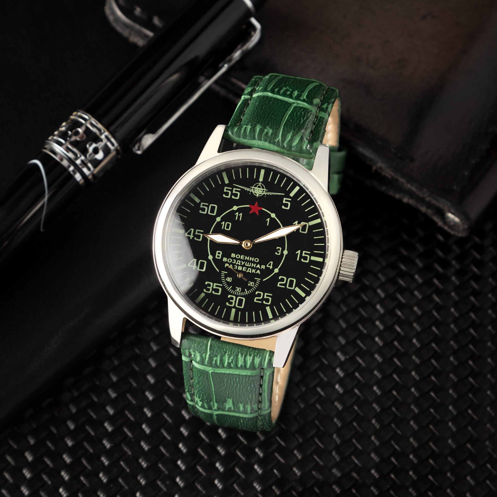 GREEN SOVIET WATCH  POBEDA "AIR FORCE" 1990S