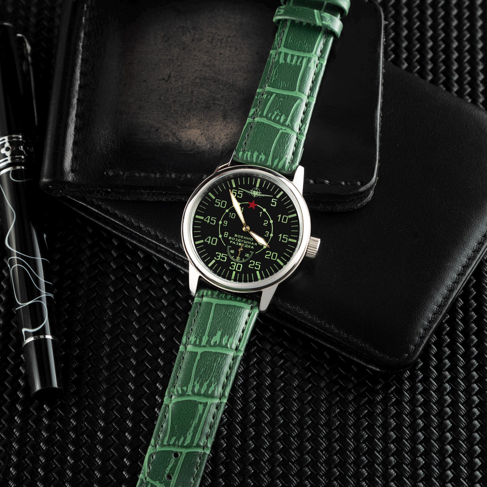 GREEN SOVIET WATCH  POBEDA "AIR FORCE" 1990S